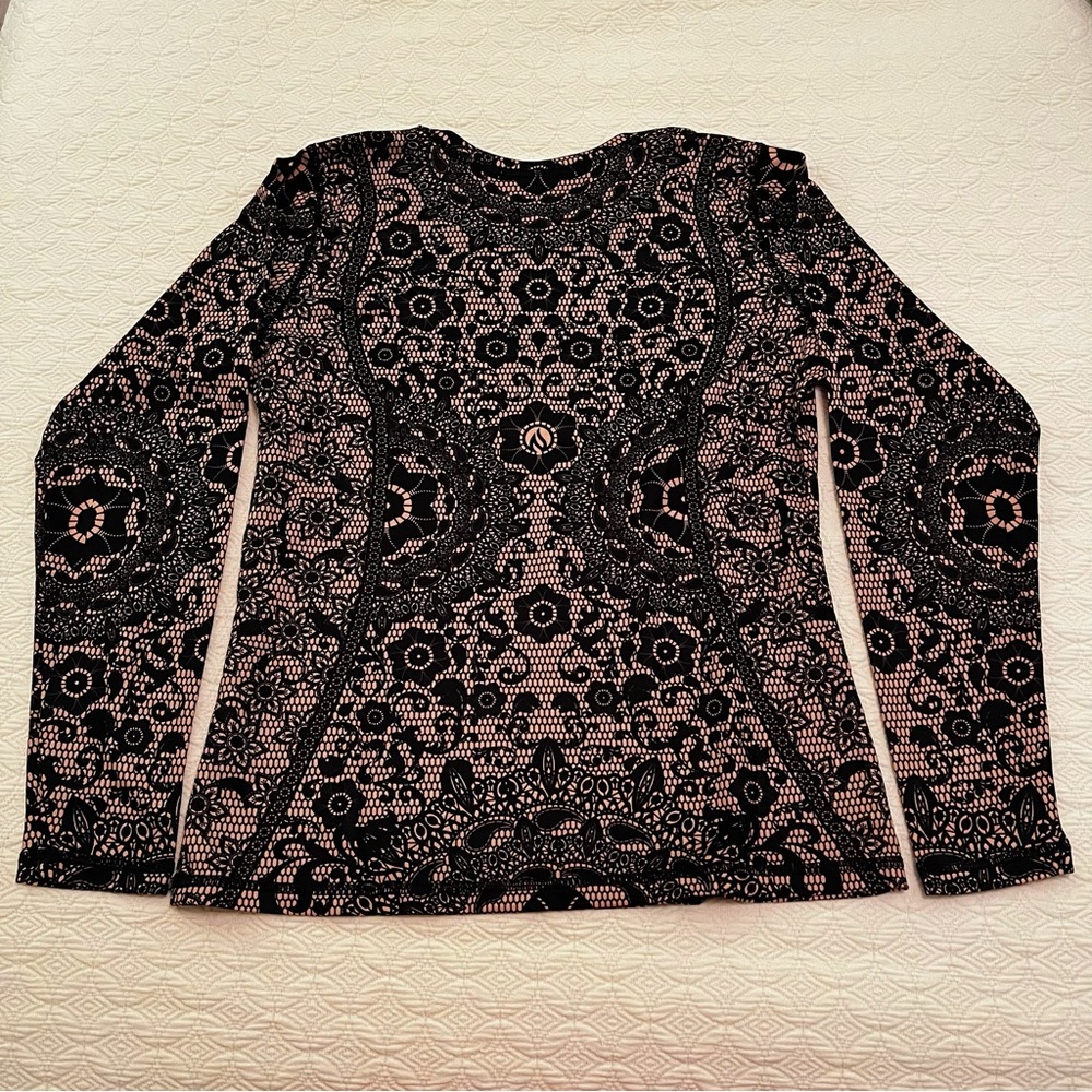 INKnBURN Black Lace Women’s Long Sleeve Tech Shirt (size XL) - Picture 3 of 3
